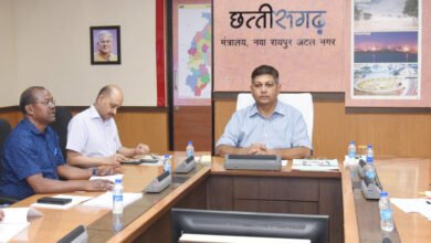 Photo of प्राथमिकता वाली योजनाओं की समीक्षाः मुख्य सचिव ने की राजस्व आपदा प्रबंधन विभाग की समीक्षा