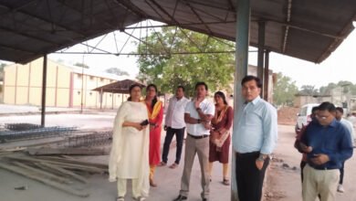 Photo of अपर आयुक्त के.एल. चौहान ने निर्वाचन की तैयारियों का निरीक्षण किया