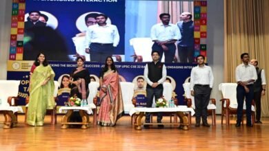 Photo of छत्तीसगढ़ के युवाओं को प्रतियोगी परीक्षाओं के लिए प्रेरित करना लक्ष्य:- कलेक्टर डॉ. भुरे