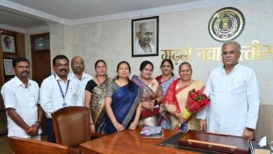 Photo of मुख्यमंत्री से राज्य महिला आयोग की अध्यक्ष ने की सौजन्य मुलाकात