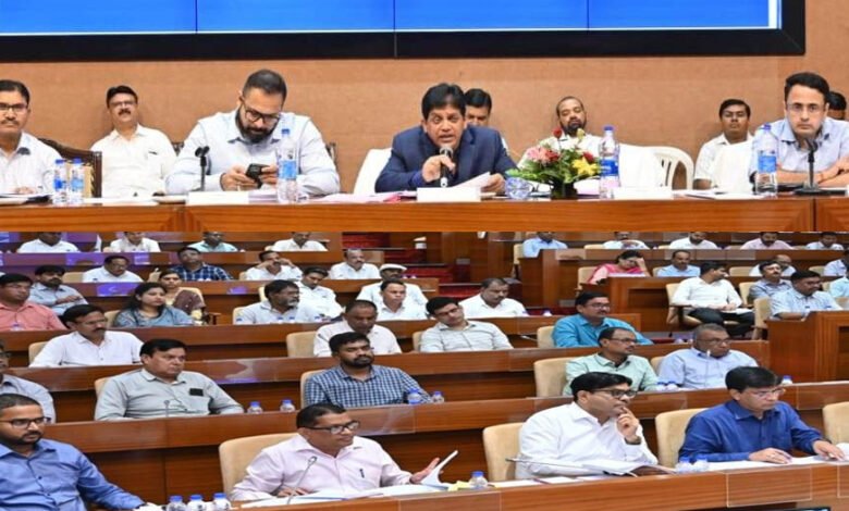 नगरीय प्रशासन मंत्री ने की विभागीय काम-काज की समीक्षा 1 Urban Administration Minister reviewed departmental work