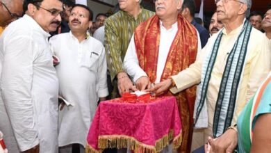 Photo of पूर्व प्रधानमंत्री स्वर्गीय राजीव गांधी की जयंती सद्भावना दिवस के अवसर पर आयोजित कार्यक्रम में सांसद गांधी ने प्रदेशवासियों को दिया संदेश, कहा छत्तीसगढ़ में किसानों के लिए लाई गई योजना अन्य राज्यों के लिए भी मिसाल￼