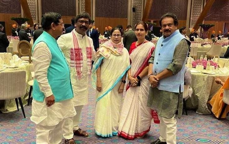G-20 डिनर में ममता के शामिल होने पर भड़के अधीर रंजन, कह दी बड़ी बात 1 Adhir Ranjan got angry at Mamata's participation in G-20 dinner, said a big thing