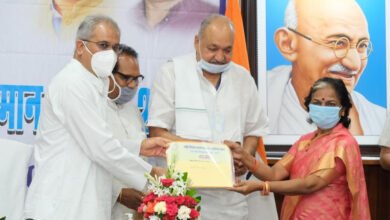 Photo of शिक्षा विद्यार्थियों के लिए सिर्फ ज्ञानार्जन का ही साधन नही अपितु यह आर्ट ऑफ लिविंग अर्थात जीने की कला सिखाती है