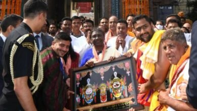 Photo of रतनपुर में आदिशक्ति मां महामाया देवी दर्शन करने पहुंचीं राष्ट्रपति मुर्मू