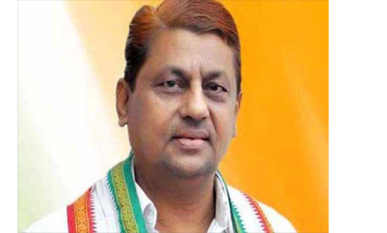 नामांकन दाखिल करने कवर्धा पहुंचे मोहम्मद अकबर, निकाली रैली, हजारों लोगों का हुजूम आया नजर 1 Mohammed Akbar, reached, Kawardha, to file, nomination, took out a rally, a crowd of thousands of people was seen,
