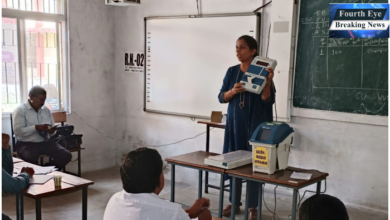 Photo of सुव्यवस्थित मतदान हेतु मतदान अधिकारियों को दिया जा रहा है प्रशिक्षण