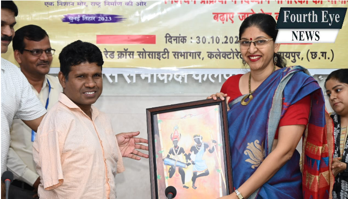 दिव्यांग मतदाताओं के सुगम मतदान के लिए किए जा रहे प्रयासों का उठाएं अधिकतम लाभ 1 Take, maximum advantage, of the, efforts ,being made for, easy voting ,of, disabled voters,