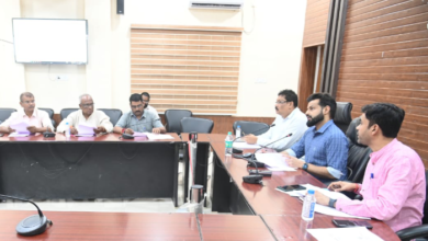 Photo of  जिला निर्वाचन अधिकारी ने ली राजनैतिक दलों की बैठक