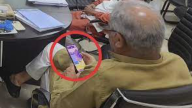 Photo of BJP ने मीटिंग में गेम खेलते हुए CM Bhupesh Baghel का फोटो शेयर कर कसा तंज, CM का पलटवार