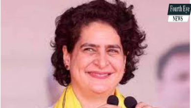 Photo of खाली गुलदस्ते से हुआ स्वागत तो खिलखिलाकर हंस पड़ी प्रियंका गांधी