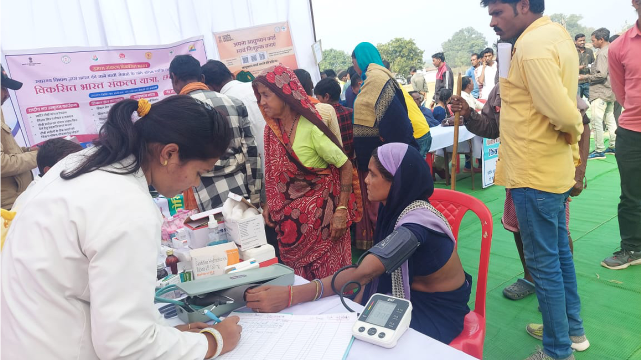 LED vans, of the, schemes, are reaching the ,remote gram panchayats, of ,Koriya, district.