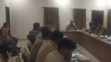 Photo of पुलिस महानिरीक्षक ने सीआरपीएफ अधिकारी और एसपी की ली बैठक