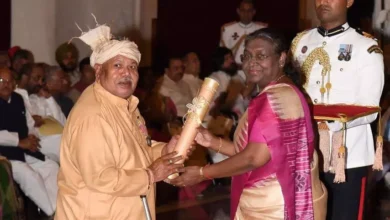Photo of बस्तर के वैद्यराज को राष्ट्रपति ने पद्मश्री पुरस्कार से किया सम्मानित