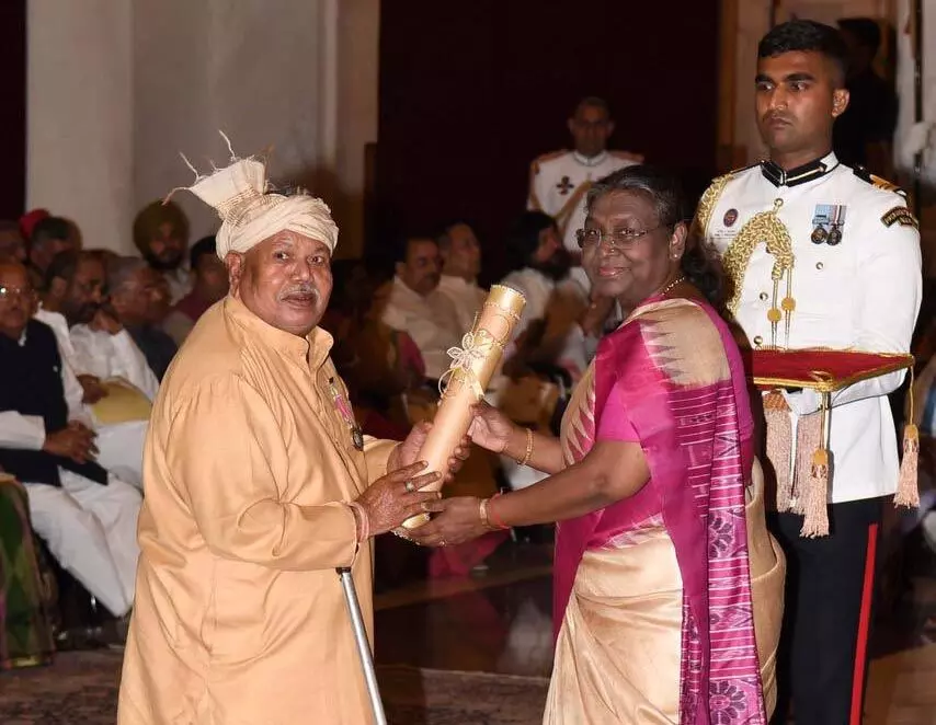 बस्तर के वैद्यराज को राष्ट्रपति ने पद्मश्री पुरस्कार से किया सम्मानित