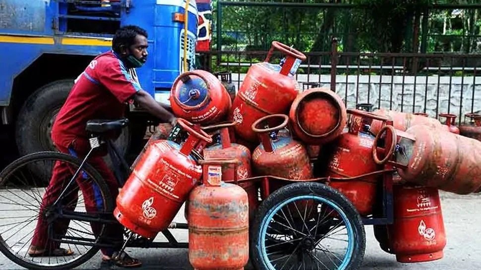 आपकी एक गलती की वजह से गैस कनेक्शन हो सकता है ब्लॉक