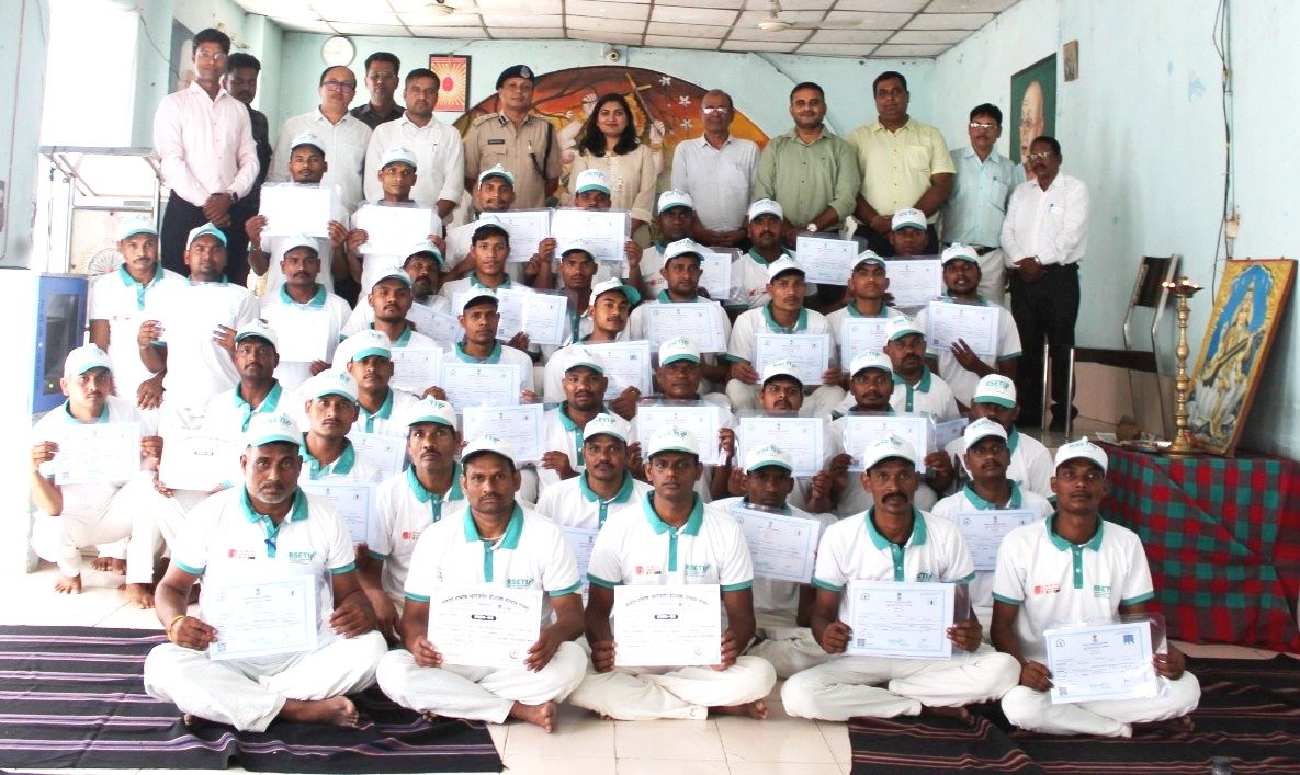 CCTV installation training program for prisoners in Central Jail Raipur