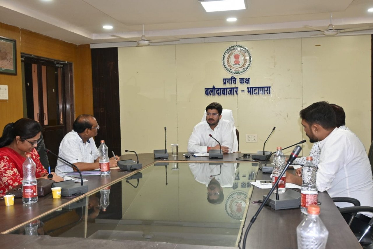 Review of work of health department in Balodabazar
