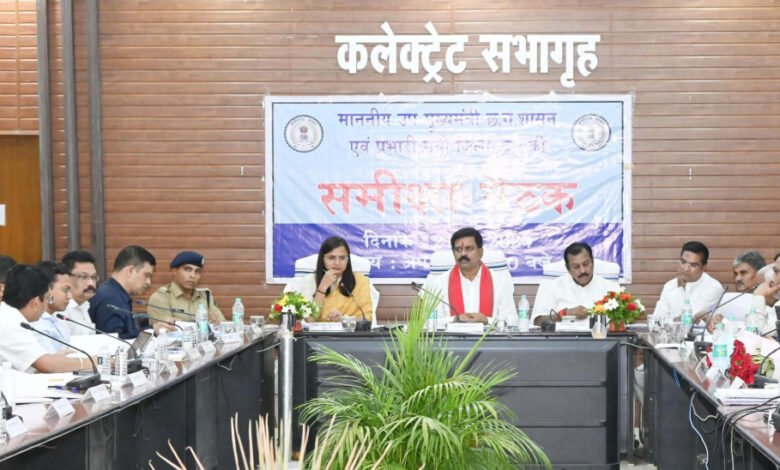 शासन की योजनाओं का क्रियान्वयन बेहतर ढंग से हो: उप मुख्यमंत्री शर्मा 1 Government schemes should be implemented in a better way: Deputy Chief Minister Sharma