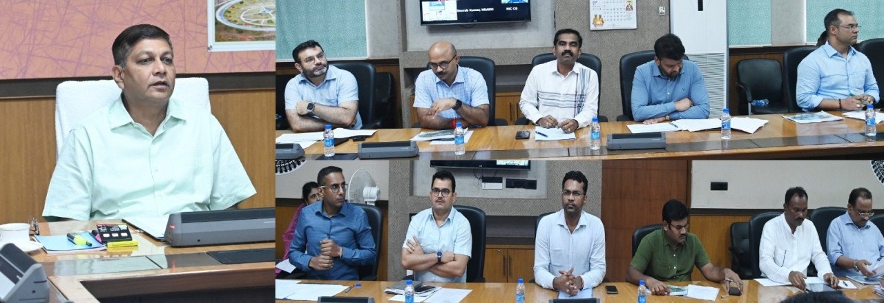 Chief Secretary reviewed the works of the Assembly building under construction in Nava Raipur.