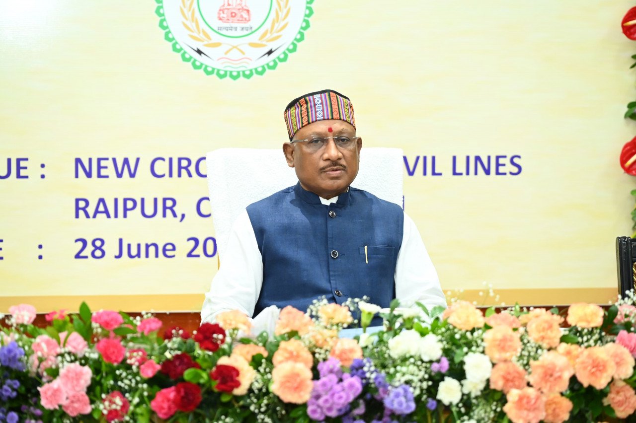 Help sought from the Chief Minister for the treatment of her husband suffering from cancer, the Chief Minister gave instructions to the Health Department
