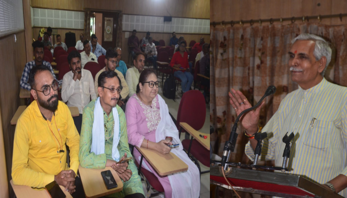 रायपुर प्रेस क्लब में नारद जयंती समारोह का आयोजन 1 रायपुर प्रेस क्लब में नारद जयंती समारोह का आयोजन