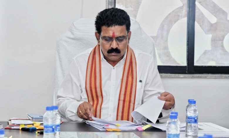 छत्तीसगढ़ में महिलाओं की सुरक्षा के लिए खुलेंगे महिला पिंक थाने : उप मुख्यमंत्री विजय शर्मा 1 Women pink police stations will be opened in Chhattisgarh for the safety of women: Deputy Chief Minister Vijay Sharma