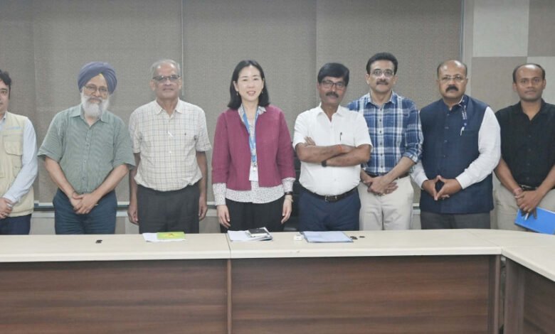 यूनिसेफ द्वारा छत्तीसगढ़ में कमजोर वर्गो को सामाजिक सुरक्षा देने के लिए किए जा रहे प्रयासों की सराहना 1 Appreciation of the efforts being made by UNICEF to provide social security to the weaker sections in Chhattisgarh.
