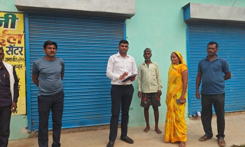 झोलाछाप डॉक्टरों पर कार्रवाई, दो क्लिनिक सील 1 Action against quacks, two clinics sealed