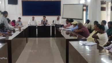Photo of  जनपद पंचायत सुरजपुर में की गई प्रधान मंत्री आवास के संबंध में बैठक