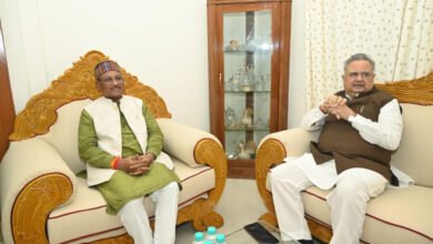 Photo of सीएम साय ने डॉ. रमन सिंह से उनके निवास में की सौजन्य मुलाकात