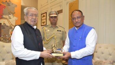 Photo of  राज्यपाल हरिचंदन को मुख्यमंत्री साय ने सुदीर्घ और स्वस्थ जीवन की दी शुभकामनाएं