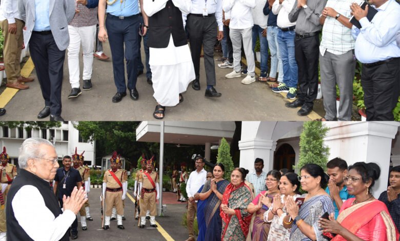 निवर्तमान राज्यपाल विश्वभूषण हरिचंदन को दी गई भावभीनी विदाई 1 Emotional farewell given to outgoing Governor Vishwabhushan Harichandan