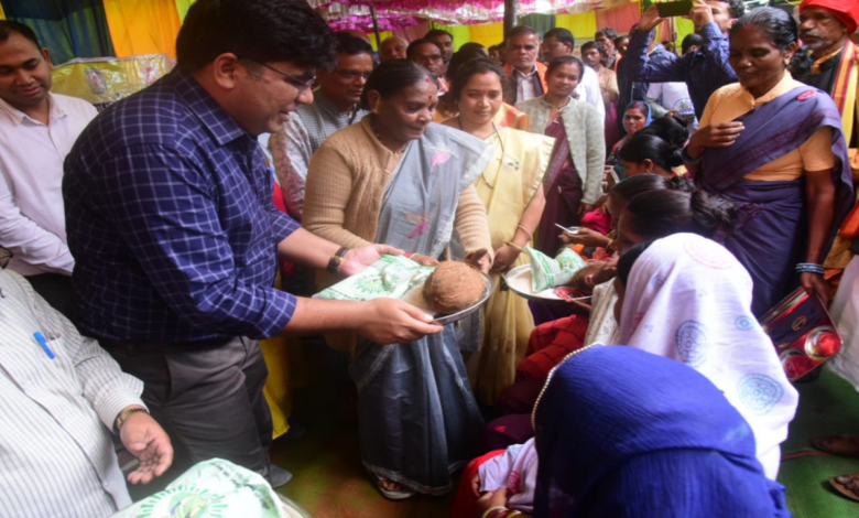 अमरावती में जिला स्तरीय जनसमस्या निवारण शिविर का आयोजन 1 District level public problem solving camp organized in Amravati