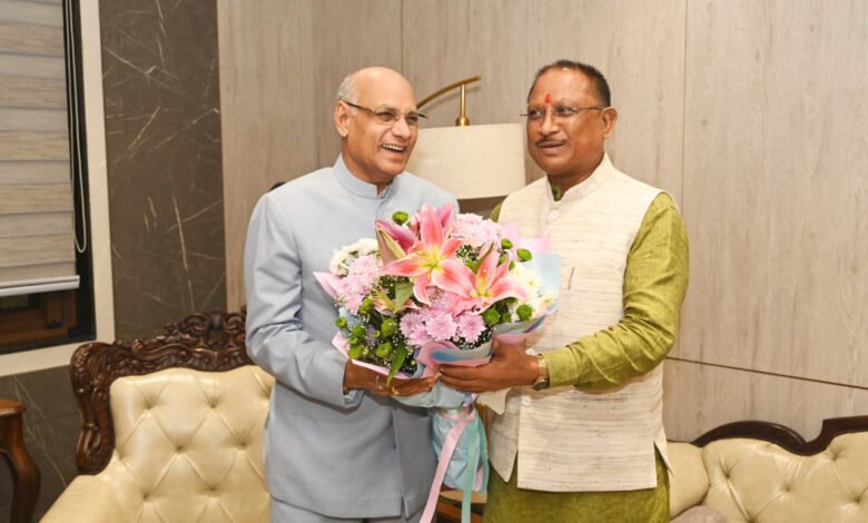 मुख्यमंत्री ने महाराष्ट्र के पूर्व राज्यपाल बैस को दी जन्मदिवस की बधाई 1 Chief Minister congratulated former Maharashtra Governor Bais on his birthday