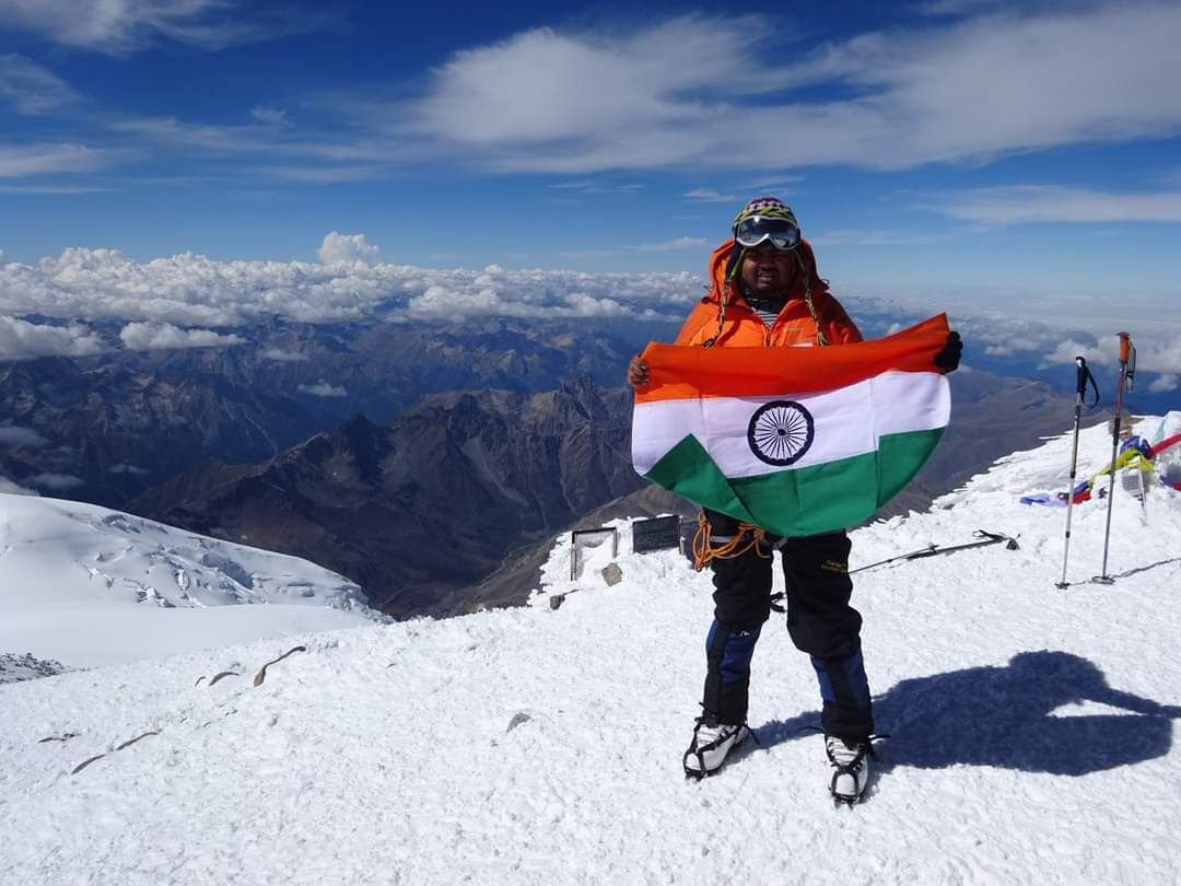 Chhattisgarh's mountainman Rahul Gupta met the Chief Minister in public darshan