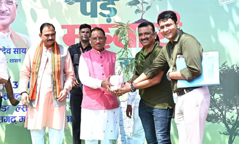 एक पेड़ महतारी के नाम’ महाभियान का शुभारंभ 1 'One tree in the name of Mahtari' campaign launched