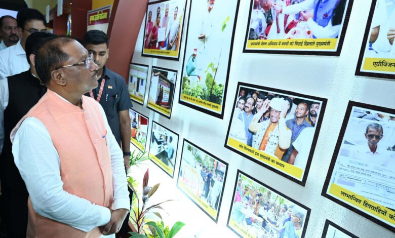 युवाओं को प्रेरित करेगी स्वतंत्रता संग्राम सेनानियों की छायाचित्र प्रदर्शनी : सीएम साय 1 Photo exhibition of freedom fighters will inspire the youth: CM Say
