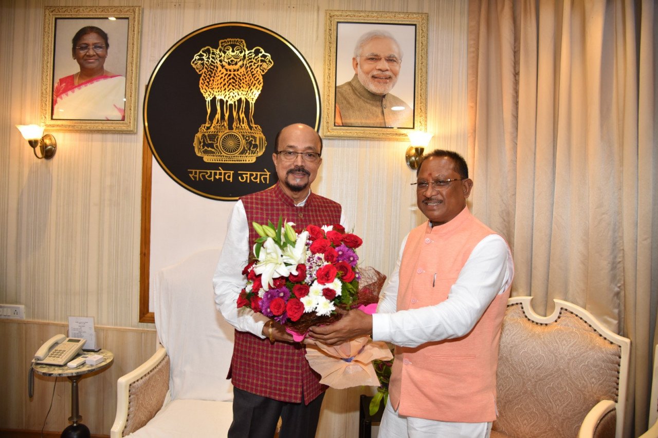 Chief Minister Sai congratulated Governor Deka on Independence Day