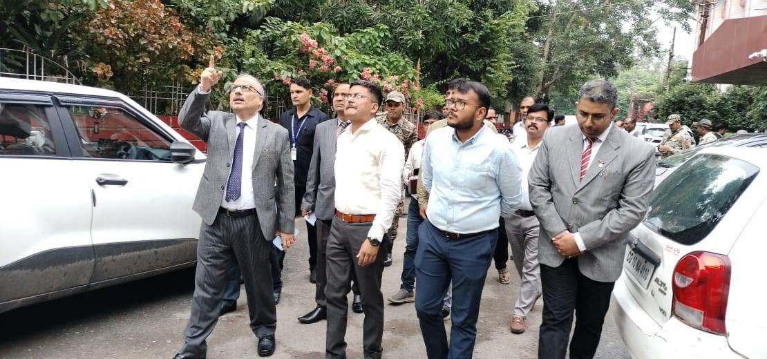Chief Justice Ramesh Sinha conducted surprise inspection of District and Sessions Court, Bilaspur