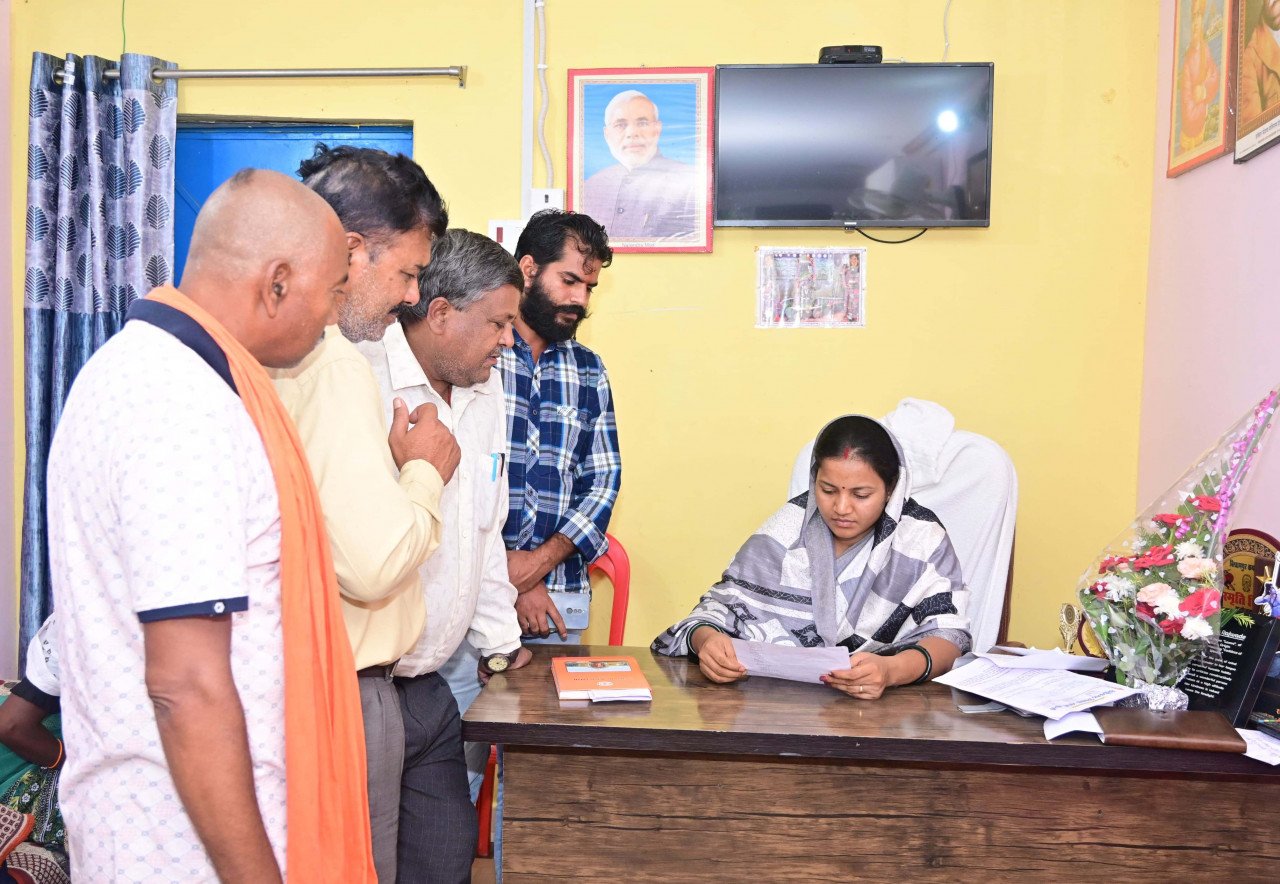 Vishnu Dev government is always ready to serve the public: Minister Lakshmi Rajwade