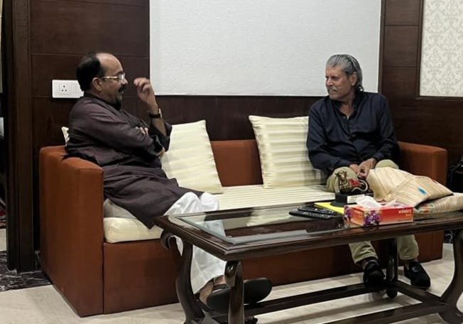 उप मुख्यमंत्री साव ने पूर्व क्रिकेटर कपिल देव से की मुलाकात 1 Deputy Chief Minister Sao met former cricketer Kapil Dev