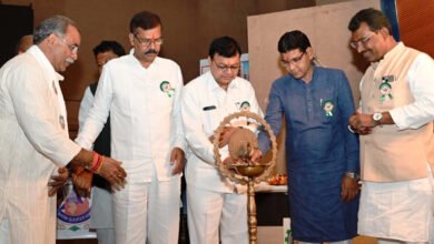 Photo of सिंगल विंडो सिस्टम 2.0 प्रणाली के जरिए उद्यमियों को मिल रही सहूलियत: मंत्री देवांगन