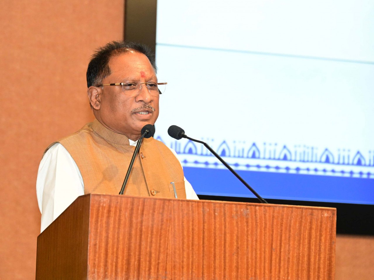 The effect of changed functioning from Collector SP Conference should be immediately visible in the districts.