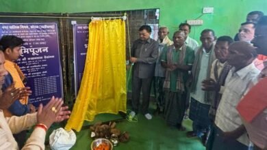 Photo of मंत्री लखन लाल देवांगन ने तीन वार्डों के विकास कार्यों का किया भूमिपूजन