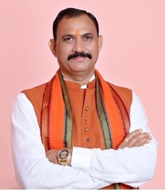 चिकित्सकों की स्वास्थ्य मंत्री से विभिन्न विषयों पर हुई चर्चा 1 Doctors discussed various topics with the Health Minister