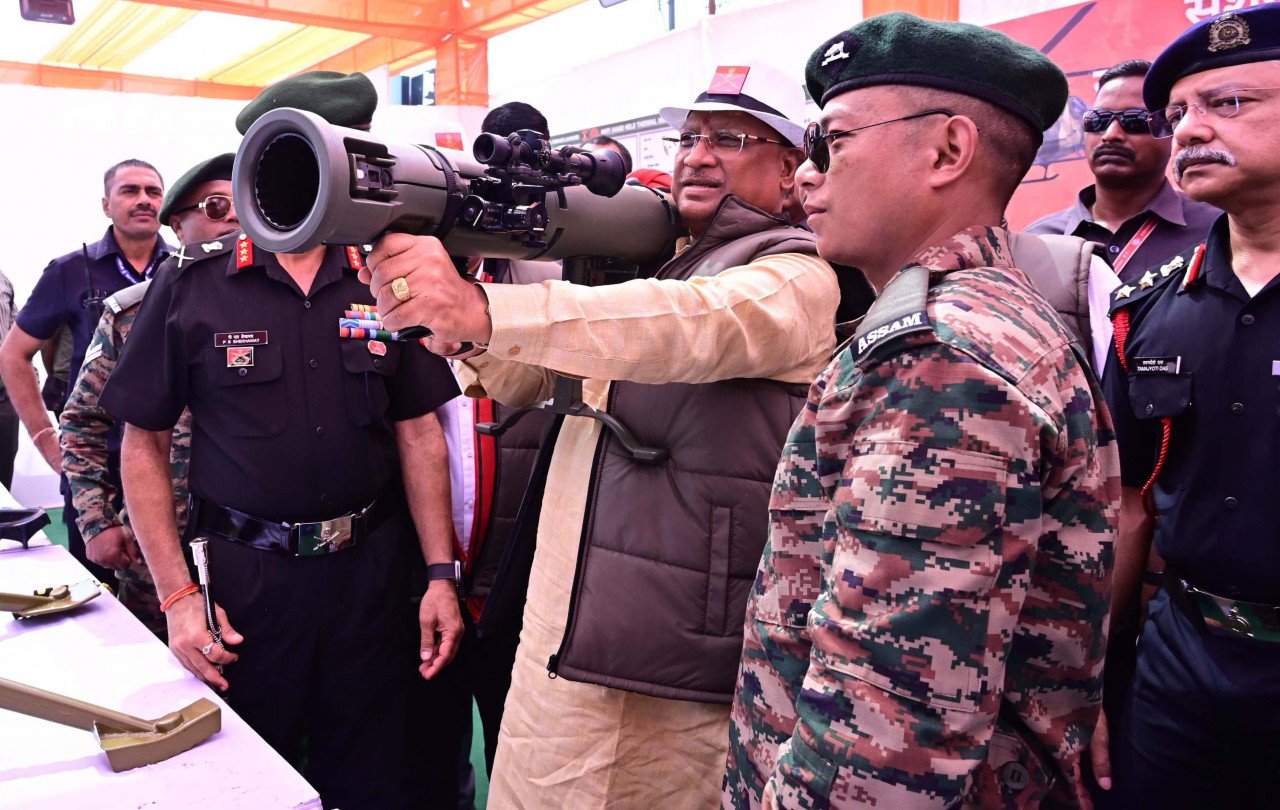Army welcomed Chief Minister Sai in its own style by wearing a jacket