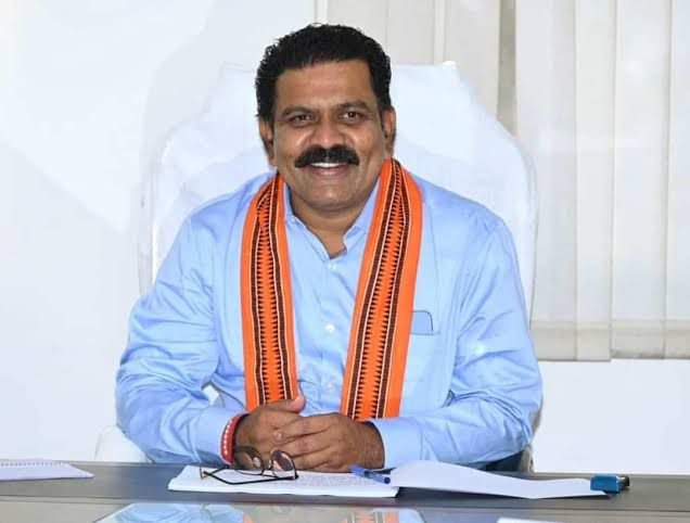 As per the instructions of Deputy Chief Minister Vijay Sharma, 421 engineers got time scale pay scale after years.