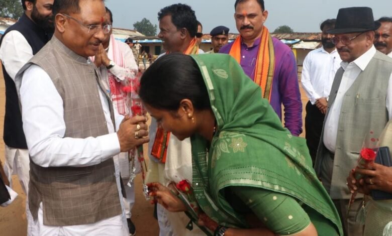मुख्यमंत्री साय सर्व आदिवासी समाज के जिला स्तरीय कर्मा महोत्सव में हुए शामिल 1 Chief Minister Sai Sarva participated in the district level Karma Mahotsav of tribal society