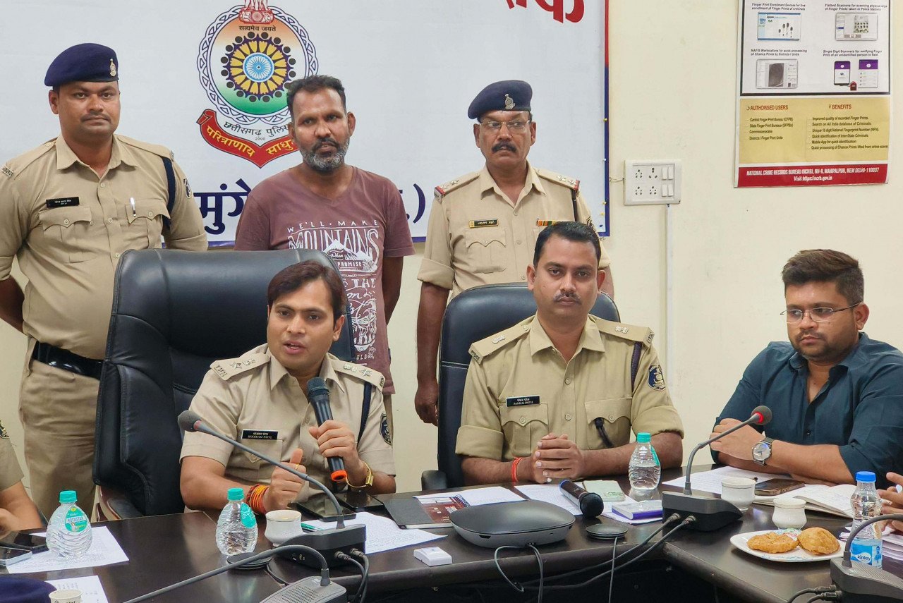 Center in-charge Ramdas Banjare, who committed fraud in paddy procurement, arrested